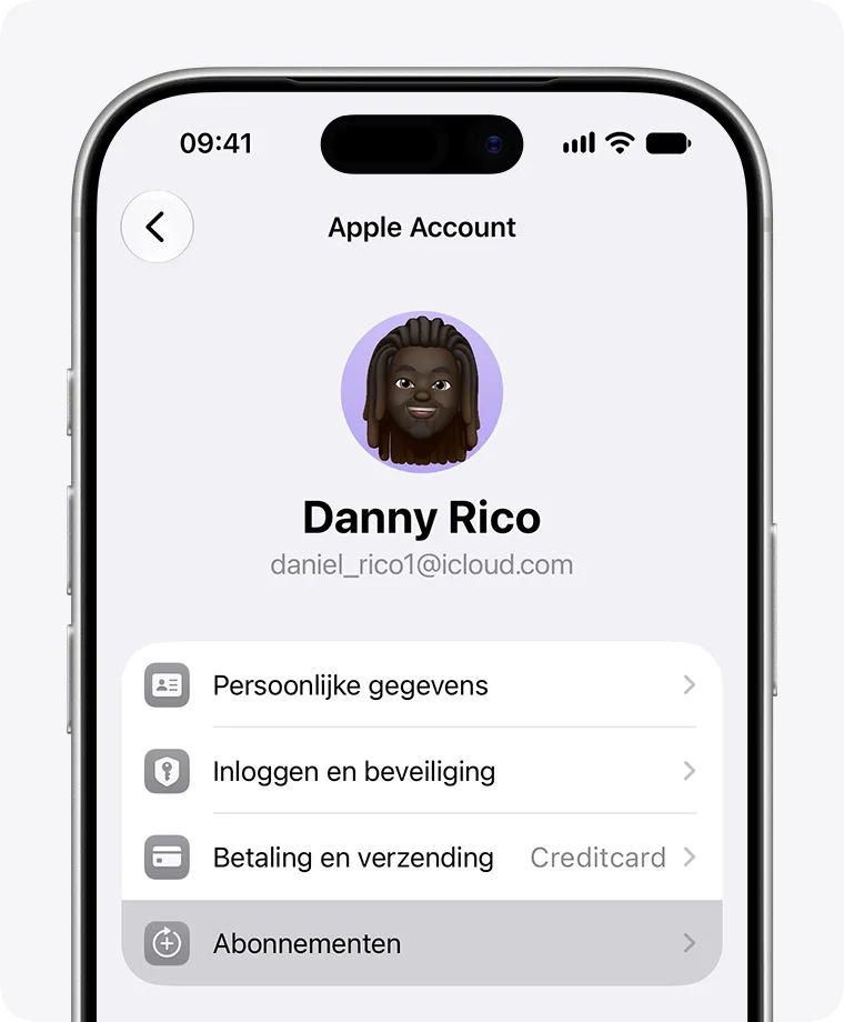 Apple-instellingen op de iPhone met onder je naam de optie Abonnementen